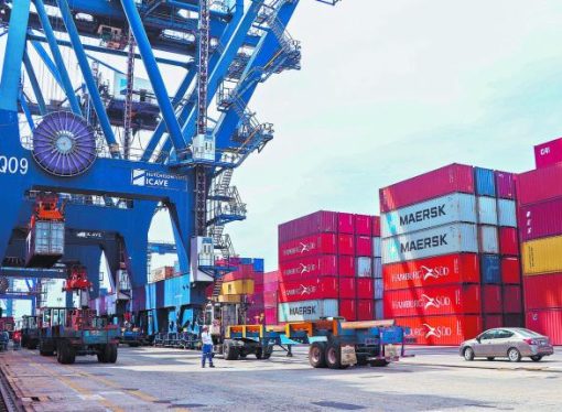 La OCDE advierte: aranceles de Trump desaceleran economía global y afectan a EE.UU.