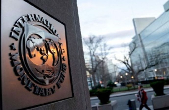 Gobierno boliviano afirma que el FMI reconoce impacto del bloqueo legislativo en escasez de dólares