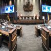 Senado aprueba préstamos externos en busca de alivio a la crisis económica