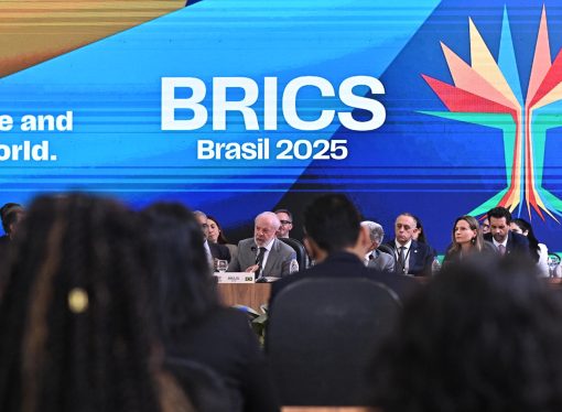 BRICS busca blindar su desarrollo ante presiones arancelarias de EE.UU.