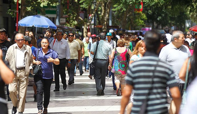 FMI mejora previsión de crecimiento para América Latina pese a tensiones comerciales