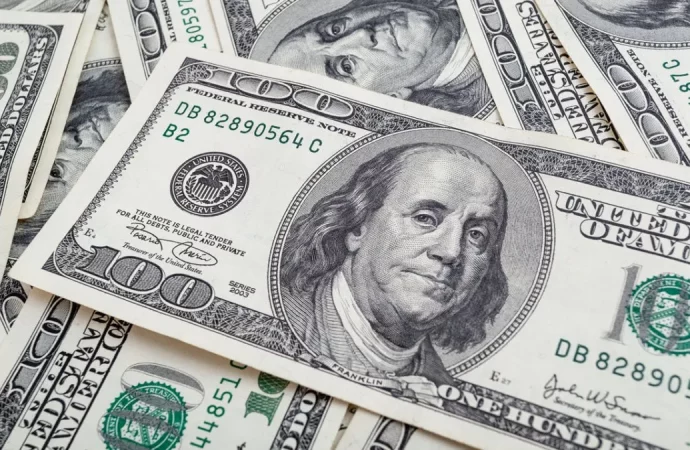 Fortaleza del dólar deja al descubierto fragilidades cambiarias latinoamericanas