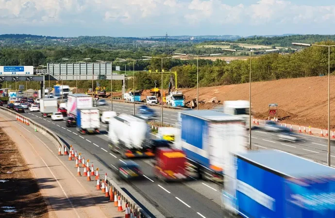 Sudamérica facilita movilidad: reducción de multas impulsa integración logística