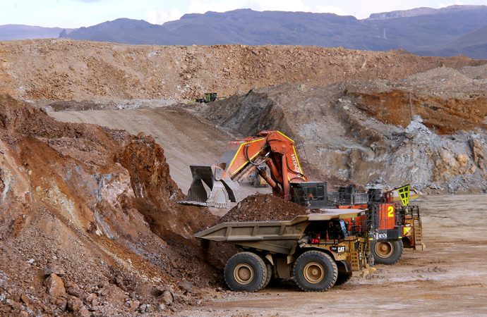 Minerales estratégicos de América Latina se vuelven esenciales para la industria global de energías limpias