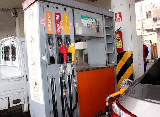 YPFB anuncia abastecimiento parcial de combustibles por falta de divisas y alerta sobre impacto inmediato