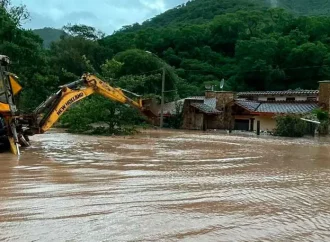 Emergencia agrícola en Santa Cruz y Cochabamba: logística paralizada y mercados en tensión