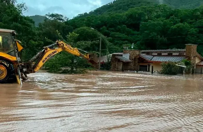 Emergencia agrícola en Santa Cruz y Cochabamba: logística paralizada y mercados en tensión