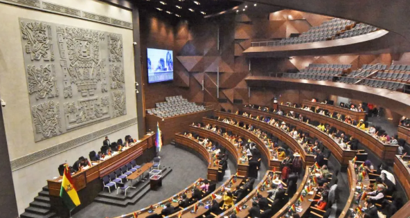 Claves macroeconómicas del PGE 2026: austeridad, financiamiento y reconstrucción