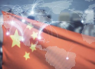 Exportaciones de China caen; el tropiezo redefine riesgos para los exportadores latinoamericanos