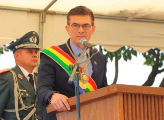 Bolivia apuesta por disciplina militar para contener pérdidas fiscales y asegurar energía interna