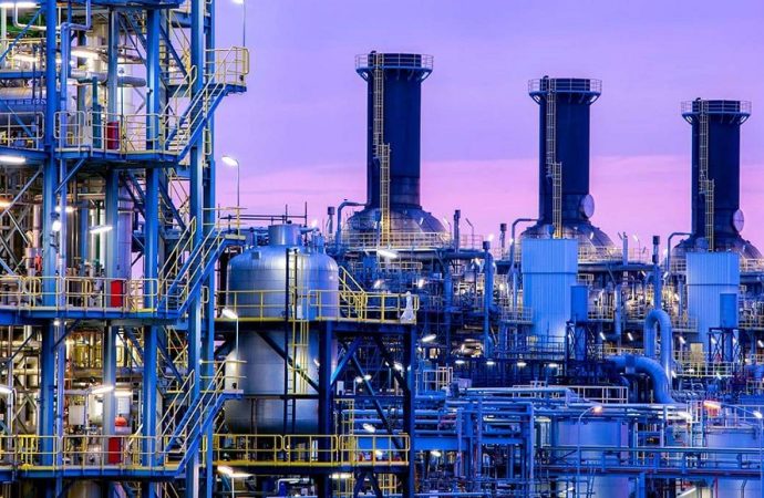 La industria boliviana entra en recesión y plantea cuatro leyes para reactivar la economía productiva