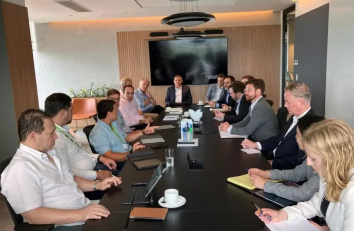 Estados Unidos despliega misión económica en Bolivia para potenciar inversión y cooperación