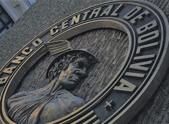 Ajuste monetario y financiamiento del BID marcan la nueva transición económica de Bolivia