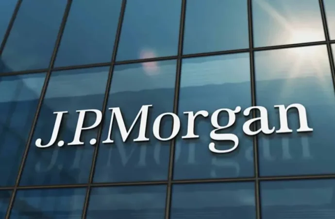 Caída del riesgo país y dólar paralelo bajo referencia oficial: señales de mayor confianza financiera en Bolivia