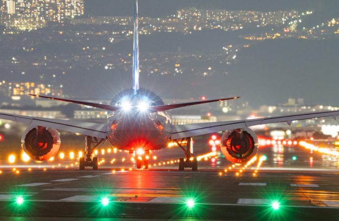 Nueva política aérea exige rutas equitativas y fortalece conectividad económica interna