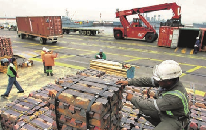 Déficit comercial persiste en Bolivia pese a repunte exportador y evidencia límites estructurales del sector externo