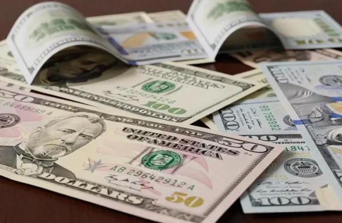 Bolivia consigue $us 1.000 millones en el mercado internacional, pero el costo del dinero revela que los riesgos no desaparecieron