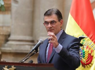 Los bonos bolivianos rinden ya 10,5% desde el 9,75% de su emisión hace tres semanas, el mercado cobra la inestabilidad en tiempo real