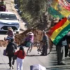 La industria paceña dice estar en terapia intensiva mientras los medicamentos escasean y la zafra cañera espera diésel que no llega