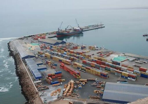 Bolivia desbloqueó sus carreteras pero su principal puerto sigue colapsado y eso es un problema que nadie puede resolver de un día para otro