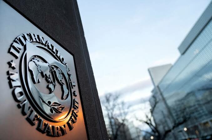 Bolivia rompe dos décadas de distancia con el FMI y pone a prueba su propio plan de ajuste