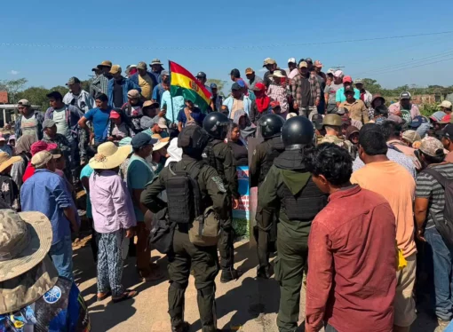 Un decreto sobre el diésel divide al campo boliviano entre subvencionados y golpeados