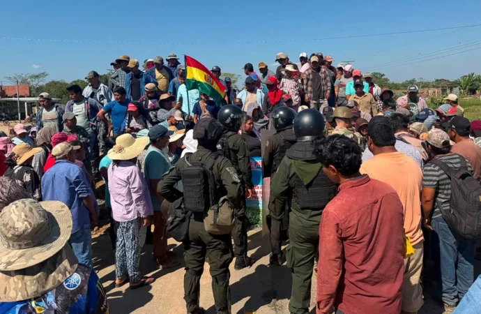 Un decreto sobre el diésel divide al campo boliviano entre subvencionados y golpeados