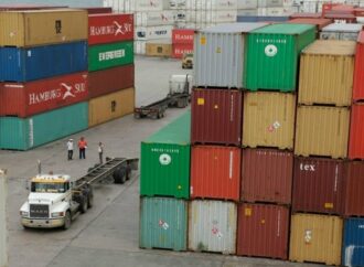 El superávit que esconde una economía que no crece