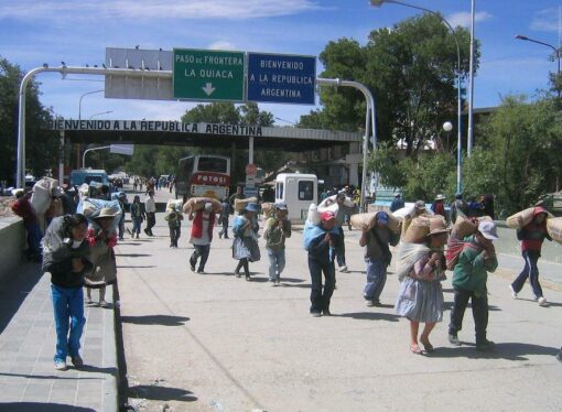 La promesa de inflación cero de Milei no se cumple del todo, pero igual le cambia las reglas al comercio fronterizo