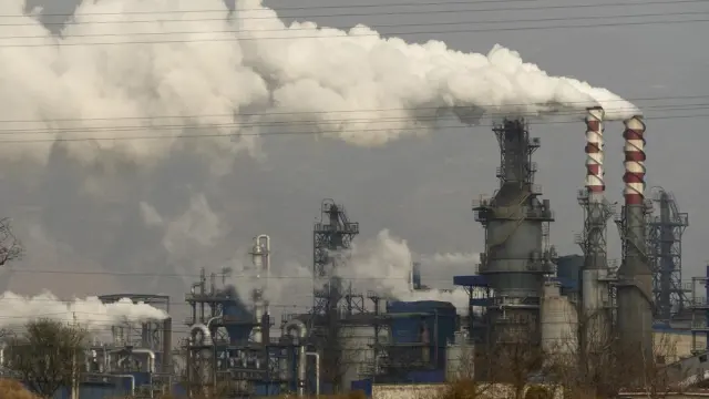 China frena su producción industrial y el golpe puede llegar hasta las exportaciones bolivianas