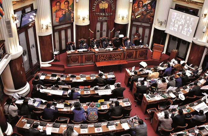 El Gobierno le pone un freno legal a las expropiaciones para reconquistar la confianza de los inversionistas
