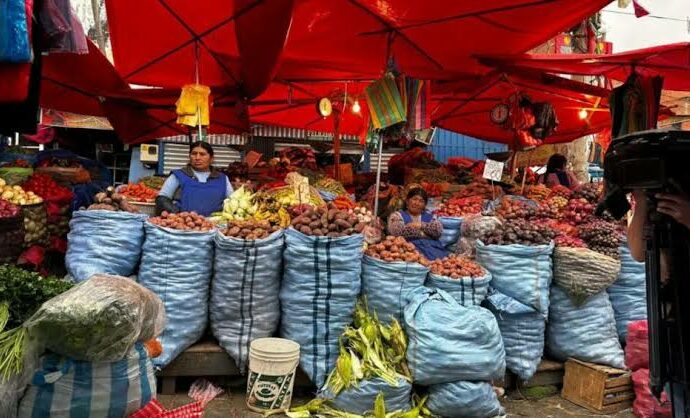 El precio de los alimentos vuelve a presionar a las familias y cambia el mapa del consumo en Bolivia