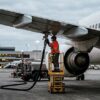 Bolivia elimina impuestos a la gasolina de aviación y abre el abastecimiento al sector privado