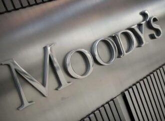 Moody’s mejora la nota de Bolivia, pero el país continúa dentro del crédito de alto riesgo